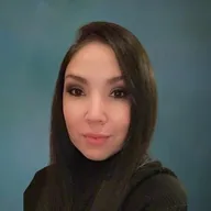 Jennifer Longoria headshot